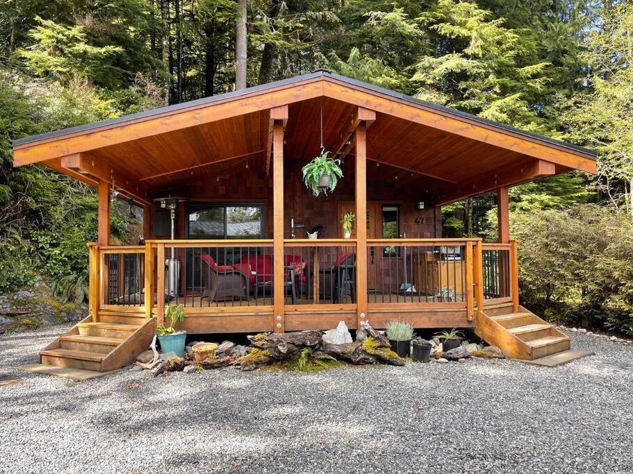 Cozy Corner Cottage Port Renfrew Buitenkant foto