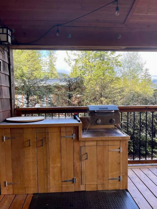 Cozy Corner Cottage Port Renfrew Buitenkant foto