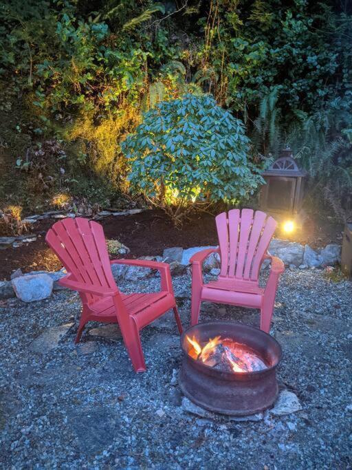 Cozy Corner Cottage Port Renfrew Buitenkant foto